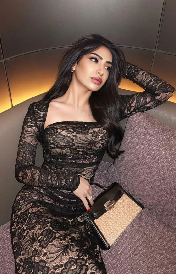 escorts service in Noida